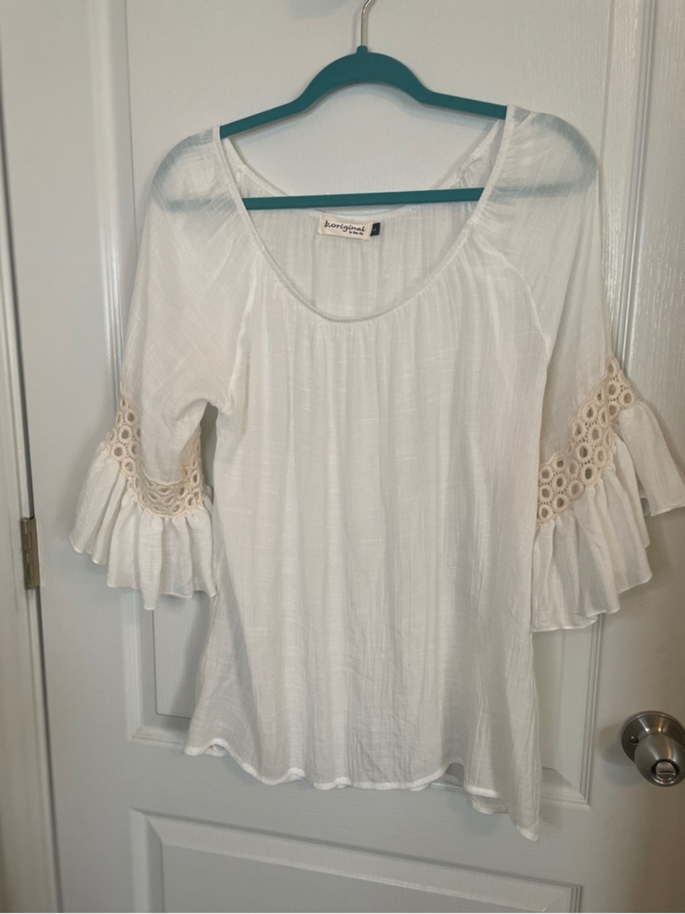B. Original by Shoe Fly cream color Crochet-Trim Peasant Top Size L